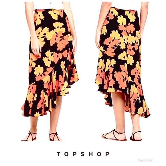 Topshop Dresses & Skirts - NWT Topshop Asymmetrical Ruffle Skirt